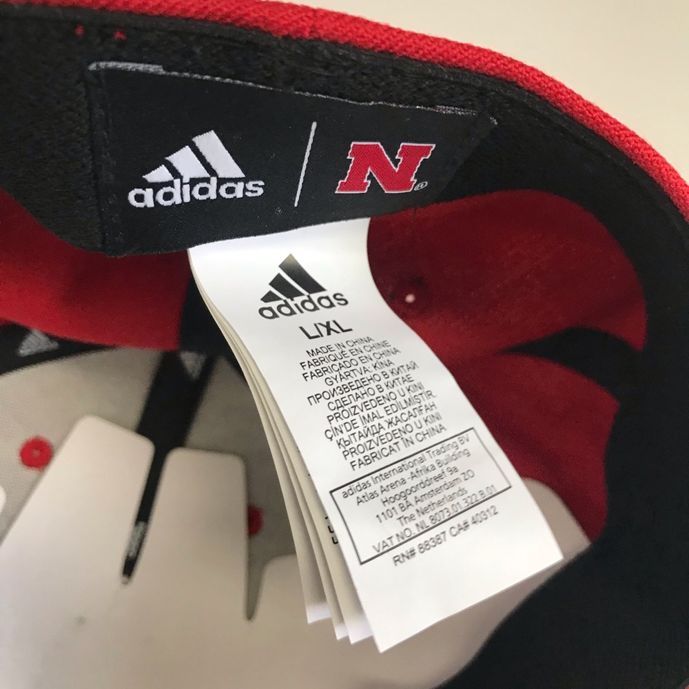 Nebraska Cornhuskers Huskers Fitted Hat Men’s L/XL Red Adidas Cap College NEW - Picture 6 of 6